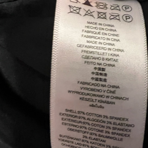 Michael Kors jacket. Very classy in black print with silver zippers size10P - Picture 4 of 5